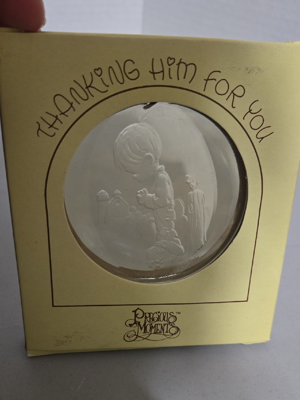 Enesco 1981 Precious Moments Acrylic Ornament "Thanking Him For You"